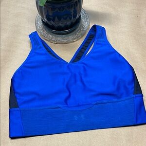Under Armour Women's Blue Sports Bra Medium